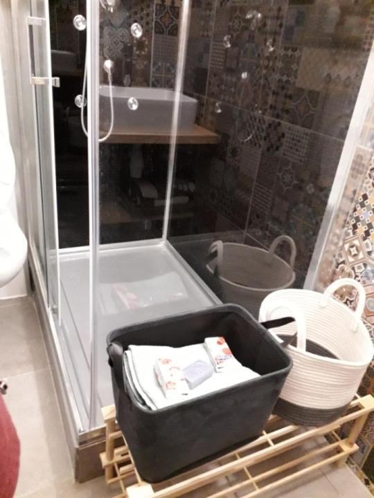 Beau studio refait a neuf centre ville avec clim balcon Narbonne Extérieur photo